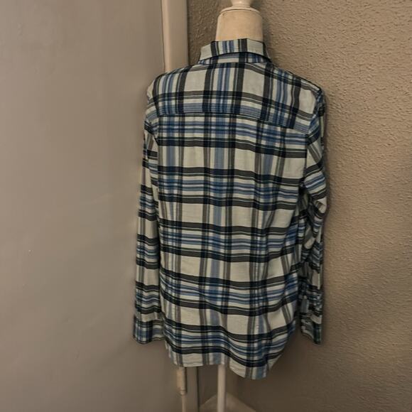 Vineyard Vines Women’s Blue Plaid Button Down Shirt 12  Preppy Classic Winter - Picture 2 of 8